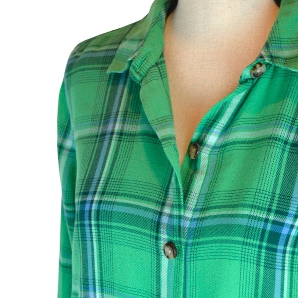J Jill Plaid Button Front Tunic Top, Green - Size Small Tall - Picture 3 of 8